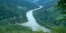 http://navjanya.com/wp-content/uploads/2012/04/Teesta-river-the-lifeline-of-Sikkim-and-East-Bengal.jpg